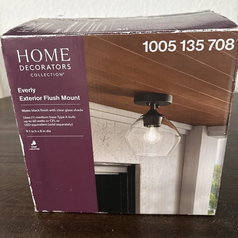 NIB! HDC Everly Exterior Flush Mount Item #1005-135-707 (Model #44497) 9.1” x 8”